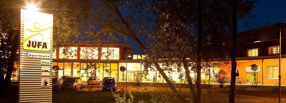 Jufa Hotel ライプニッツ エクステリア 写真