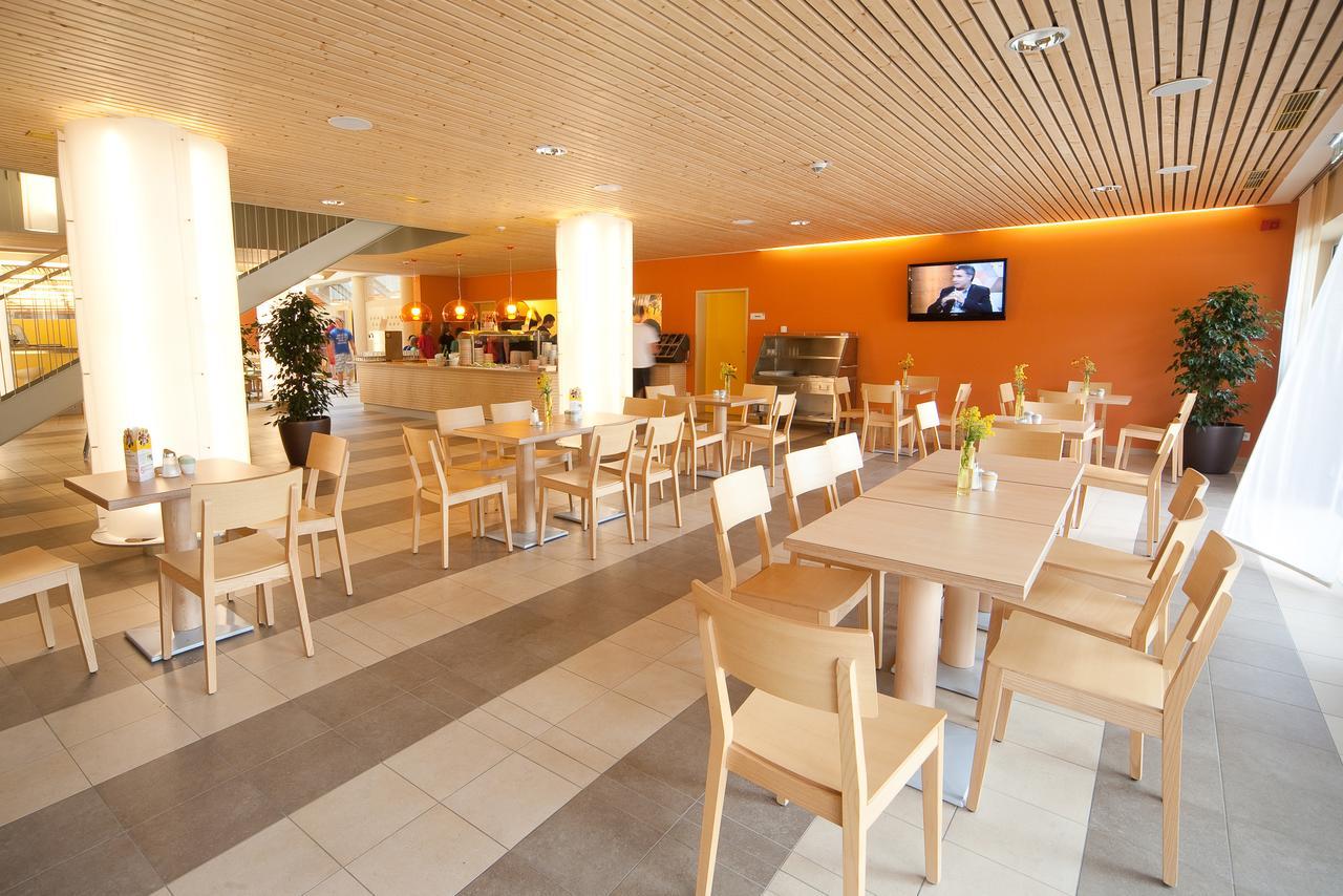 Jufa Hotel ライプニッツ エクステリア 写真
